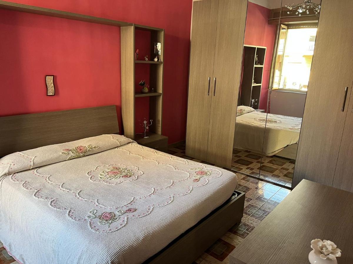 La Casa Di Aurora Apartment Наполи Екстериор снимка