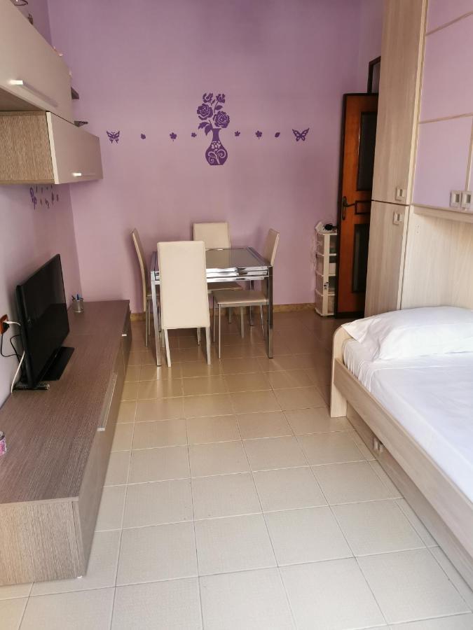 La Casa Di Aurora Apartment Наполи Екстериор снимка