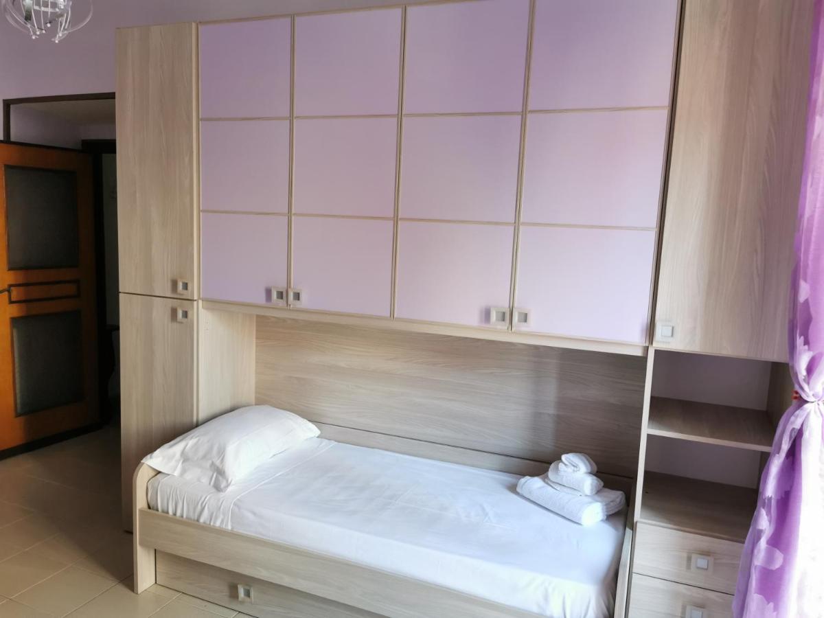 La Casa Di Aurora Apartment Наполи Екстериор снимка