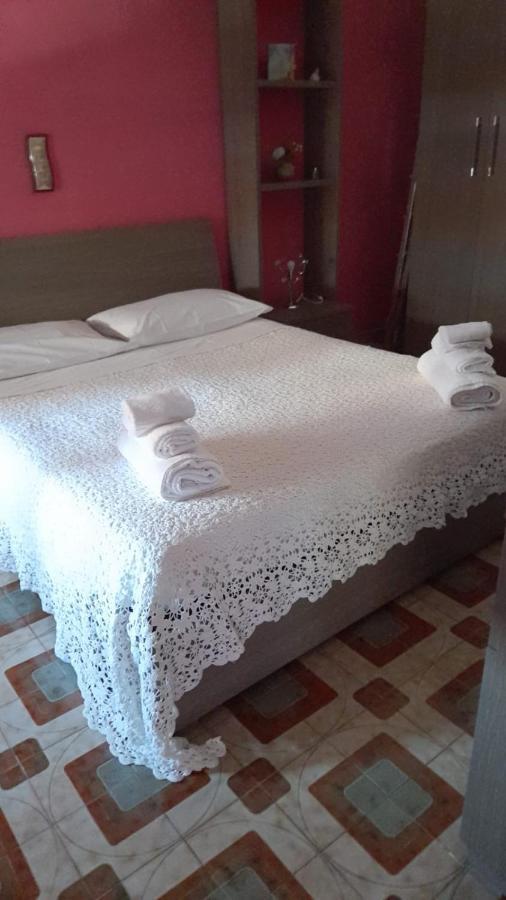 La Casa Di Aurora Apartment Наполи Екстериор снимка