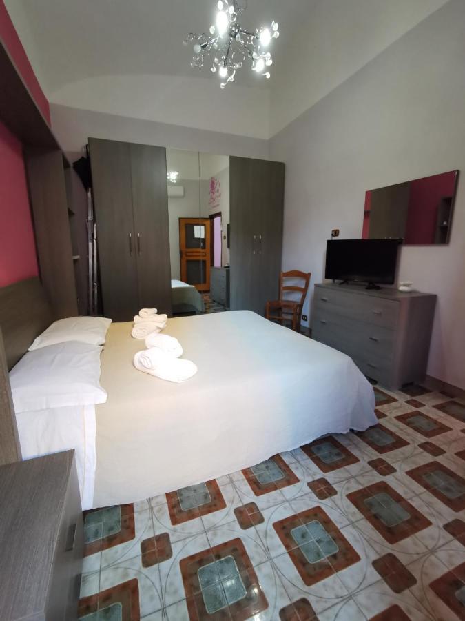 La Casa Di Aurora Apartment Наполи Екстериор снимка